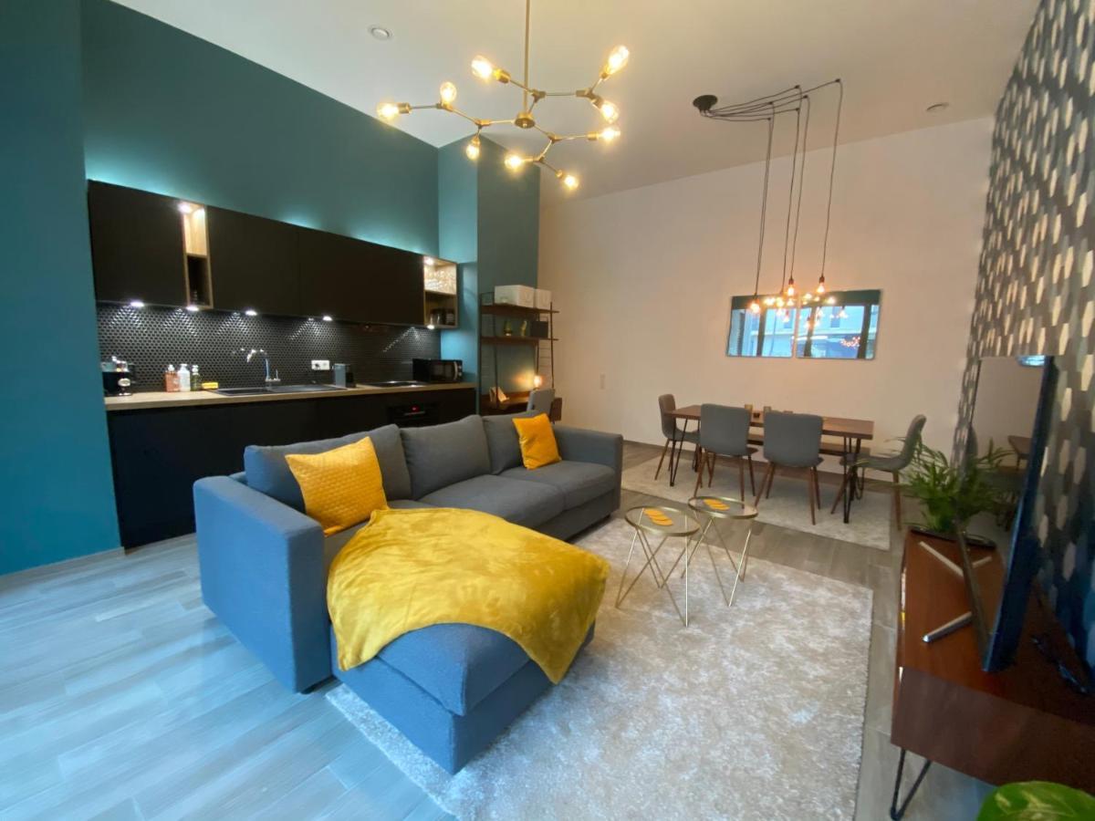 Апартаменты Bright And Chic In Lux